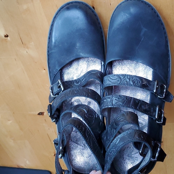 Biker Moto wedge buckle heels - Picture 4 of 6